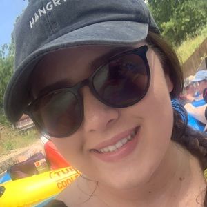 Meet your Posher, Amber